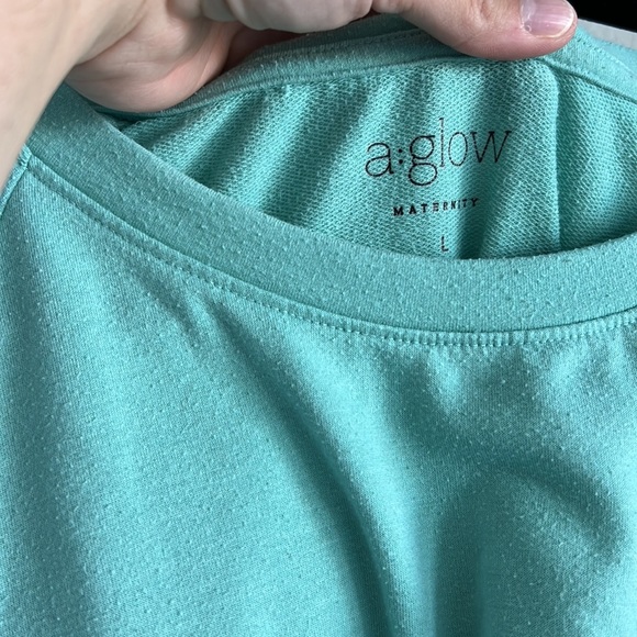 A:Glow Maternity Pull Over Sweater Large - Picture 5 of 5